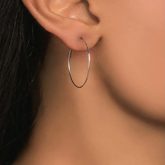 Lana Small Magic Hoops 14k gold 1.25” diameter EUC - Picture 5 of 5